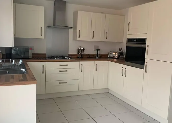 Stanton Cross 5 Persons 3 Bed Home