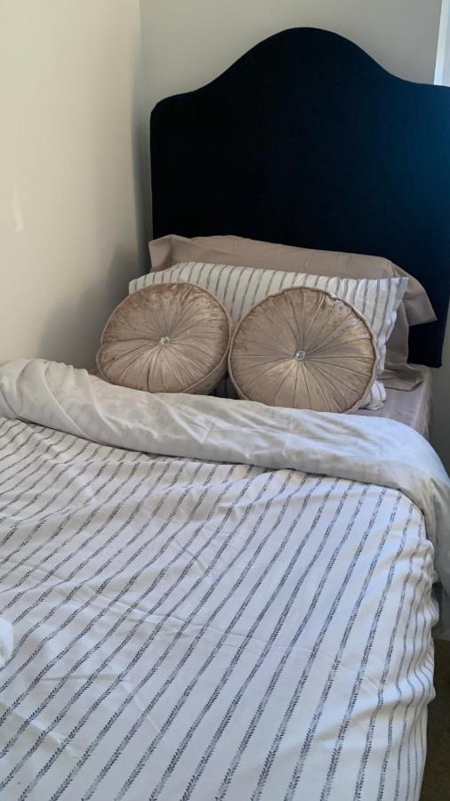 Stanton Cross 5 Persons 3 Bed Wellingborough